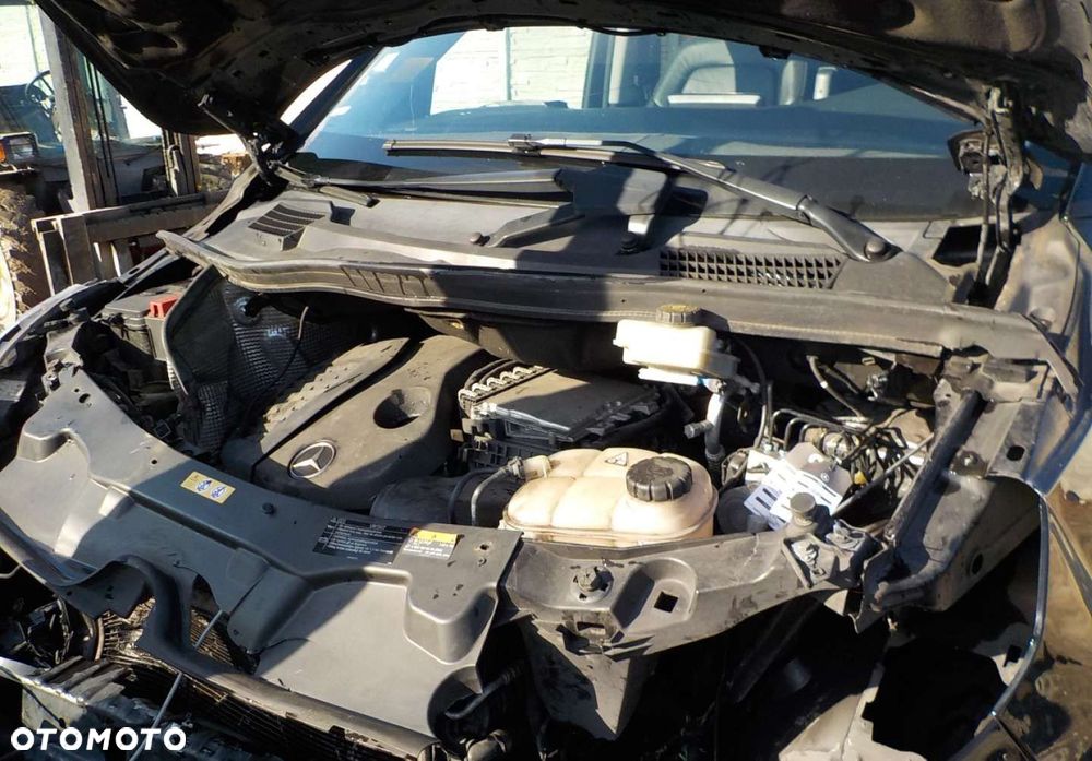 Mercedes-Benz Klasa V - 8