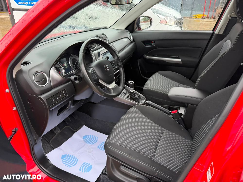 Suzuki Vitara 1.4 Boosterjet MHEV Passion - 7