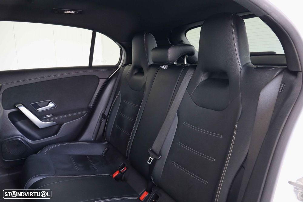 Mercedes-Benz A 180 d AMG Line Aut. - 32