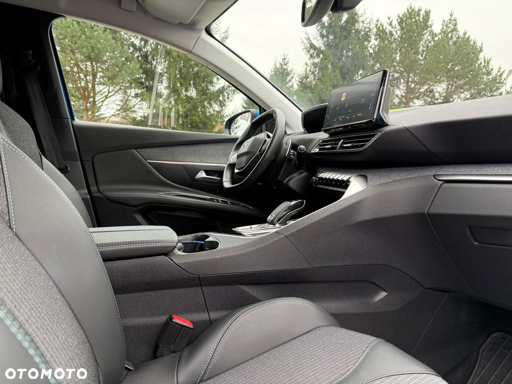 Peugeot 3008 1.2 PureTech Allure S&S EAT8 - 13