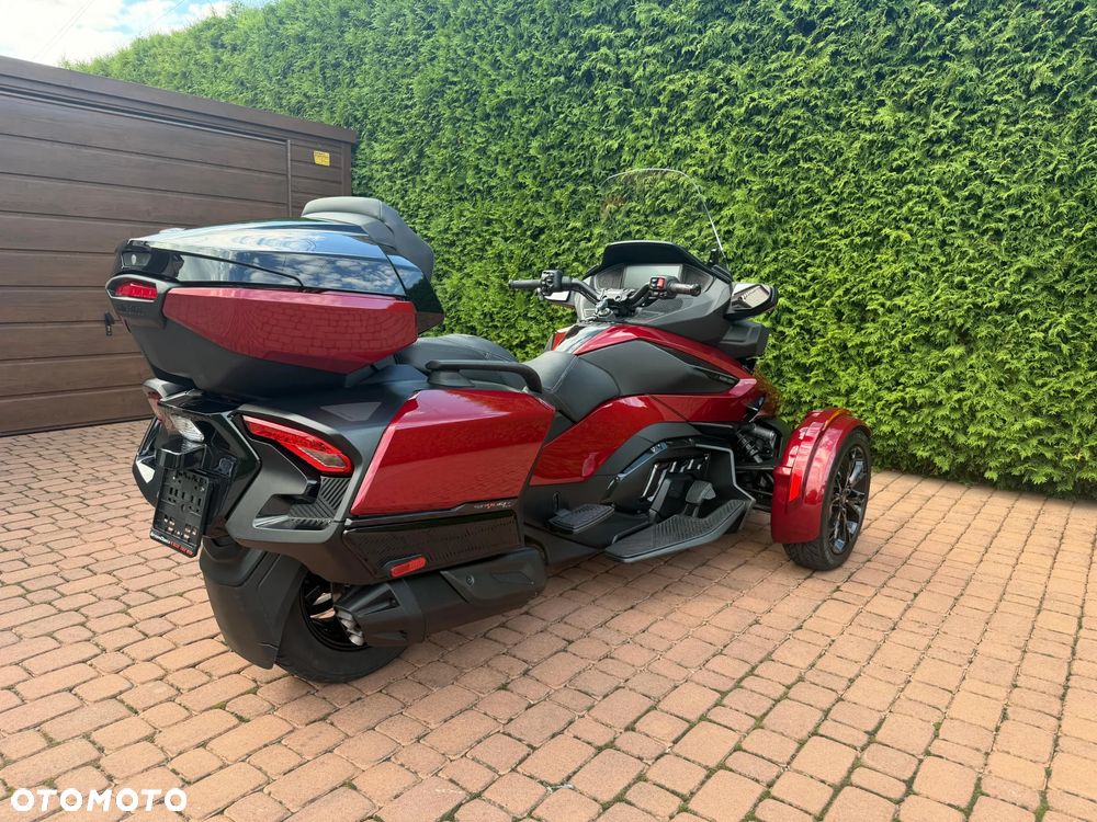 Can-Am Spyder - 4