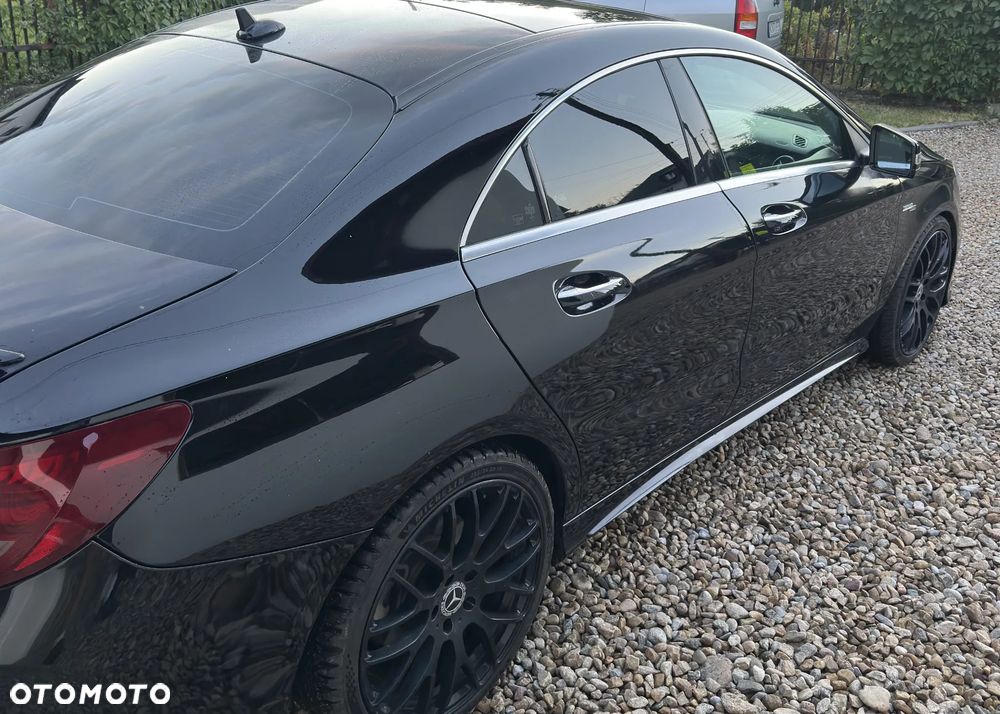 Mercedes-Benz CLA 250 4Matic 7G-DCT AMG Line - 4