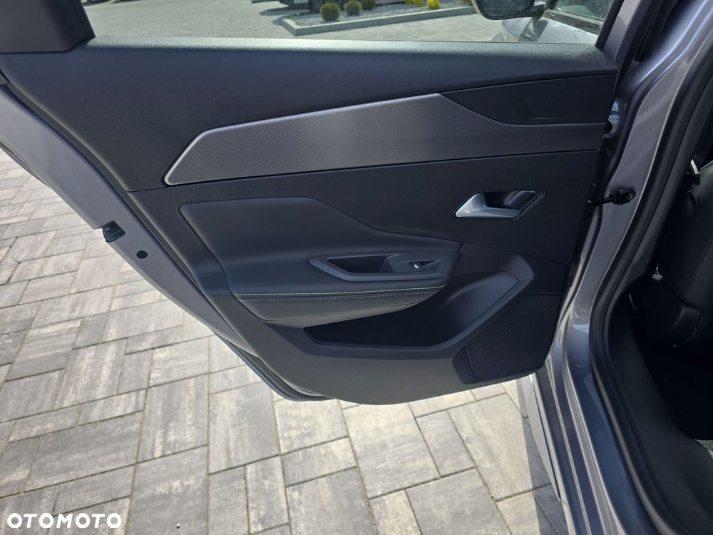 Peugeot 308 1.5 BlueHDi GT Exclusive S EAT8 - 12