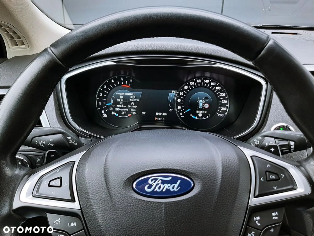 Ford Mondeo 2.0 TDCi Titanium PowerShift - 22