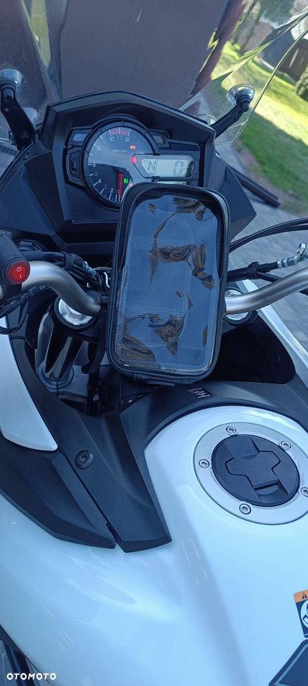 Suzuki V-STROM - 13