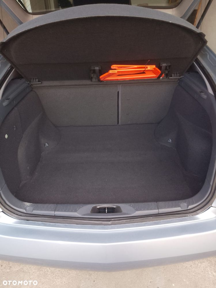 Nissan Primera - 14