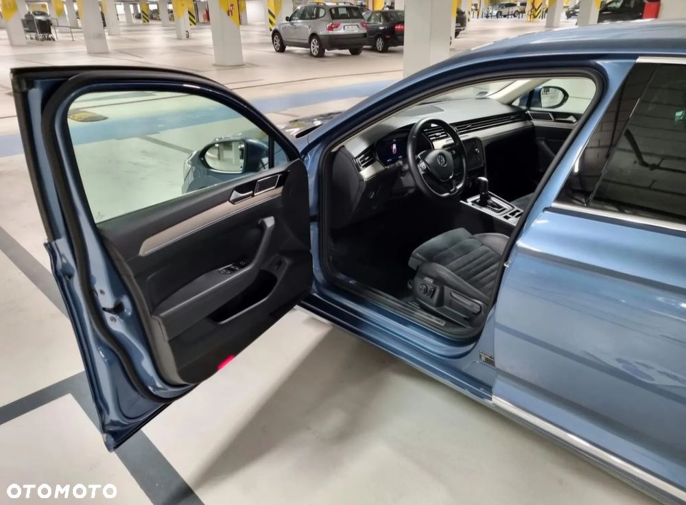 Volkswagen Passat - 3