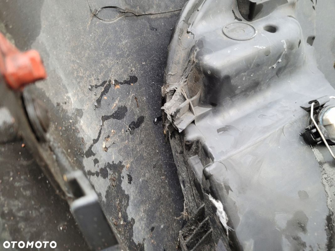 Opel Astra J 4 IV 09-12 zderzak przedni przód - 12