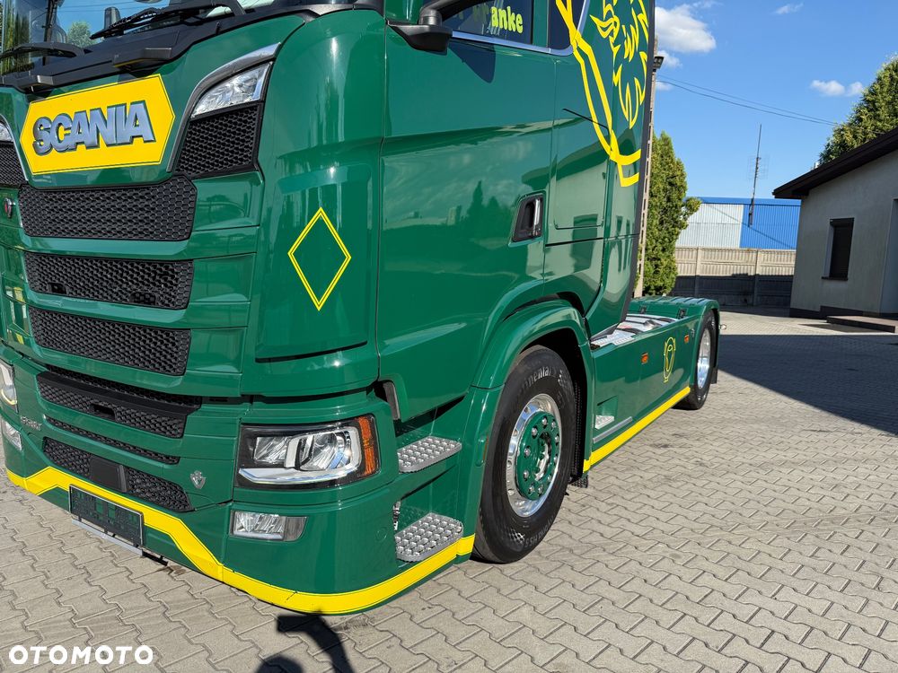Scania - 17