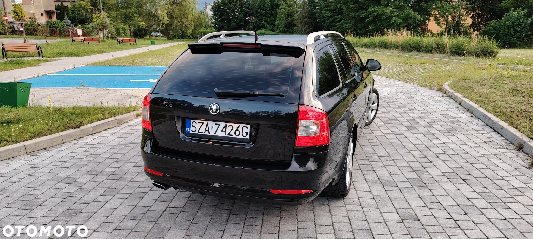 Skoda Octavia 2.0 TDI DPF SPORT EDITION - 9