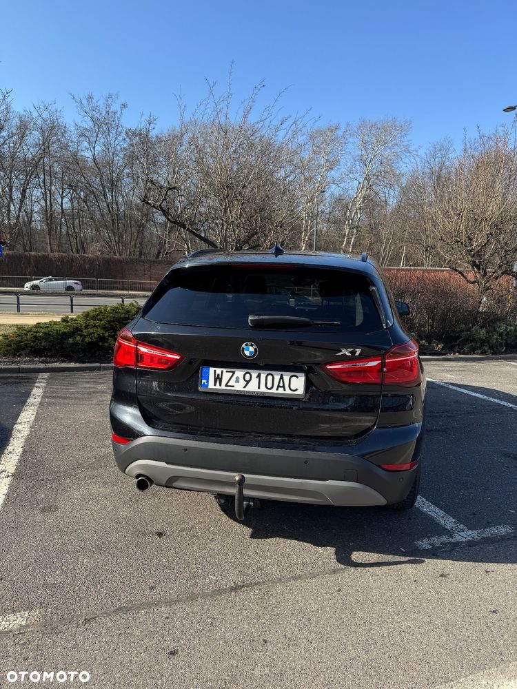 BMW X1 sDrive18i - 6