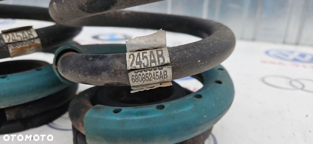 Dodge Durango III Sprężyna zawieszenia tylnego Sprężyny tył  68085245AB - 6