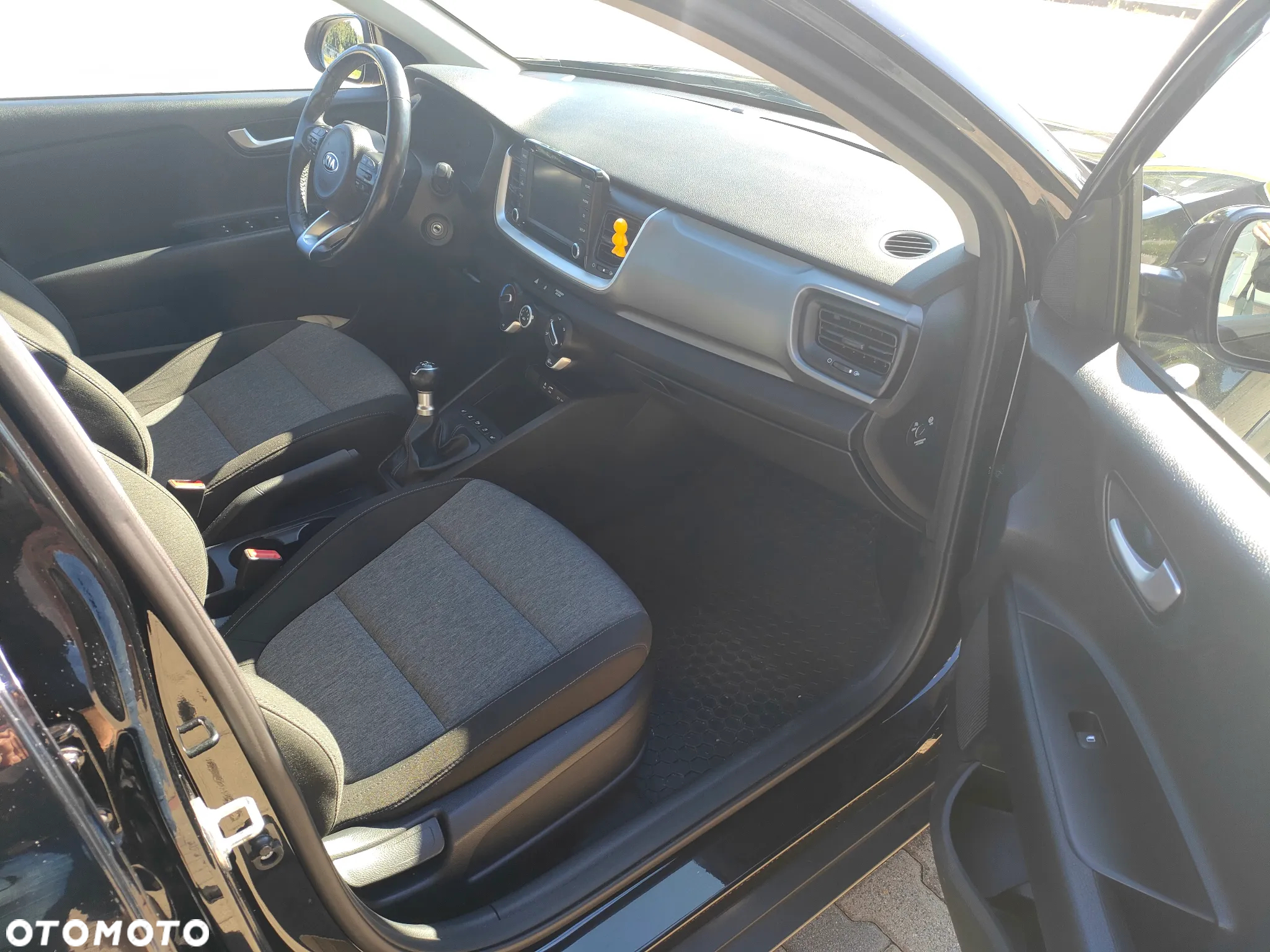 Kia Stonic 1.2 L - 14