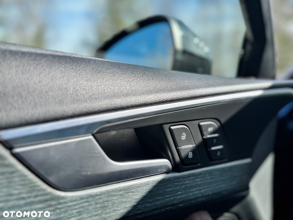 Audi A4 Allroad - 20