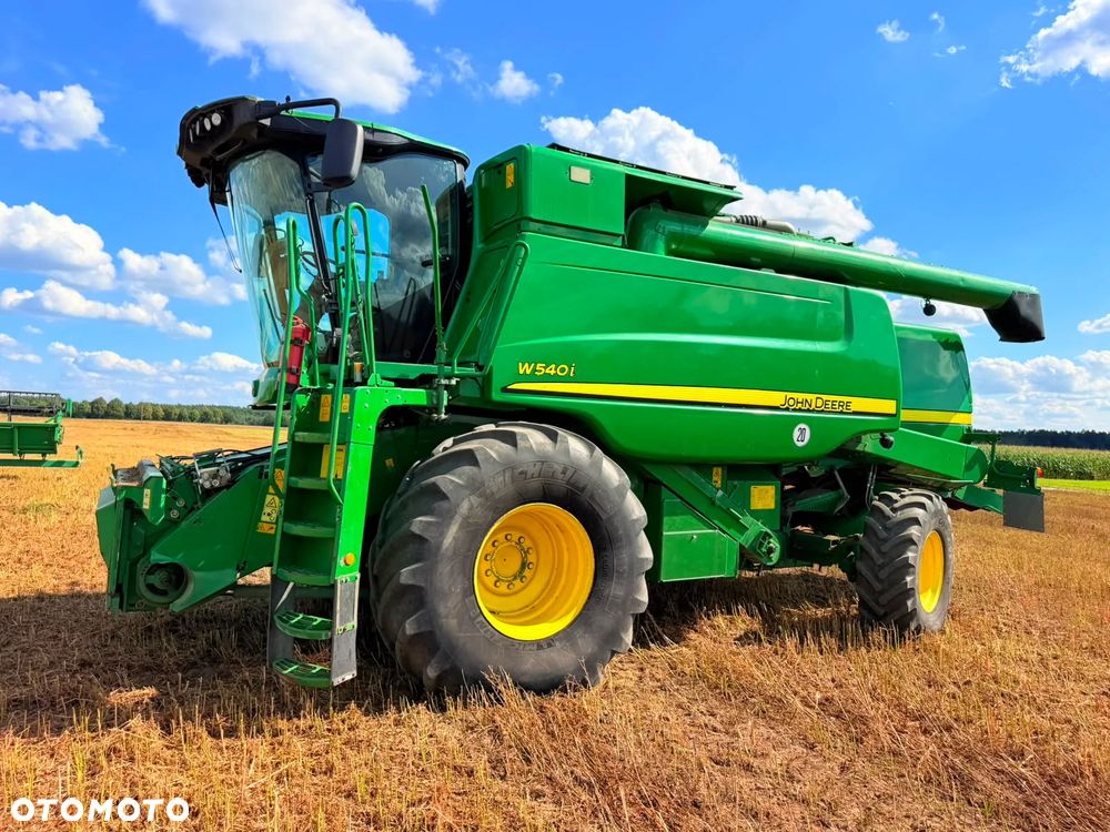 John Deere W540i - 9