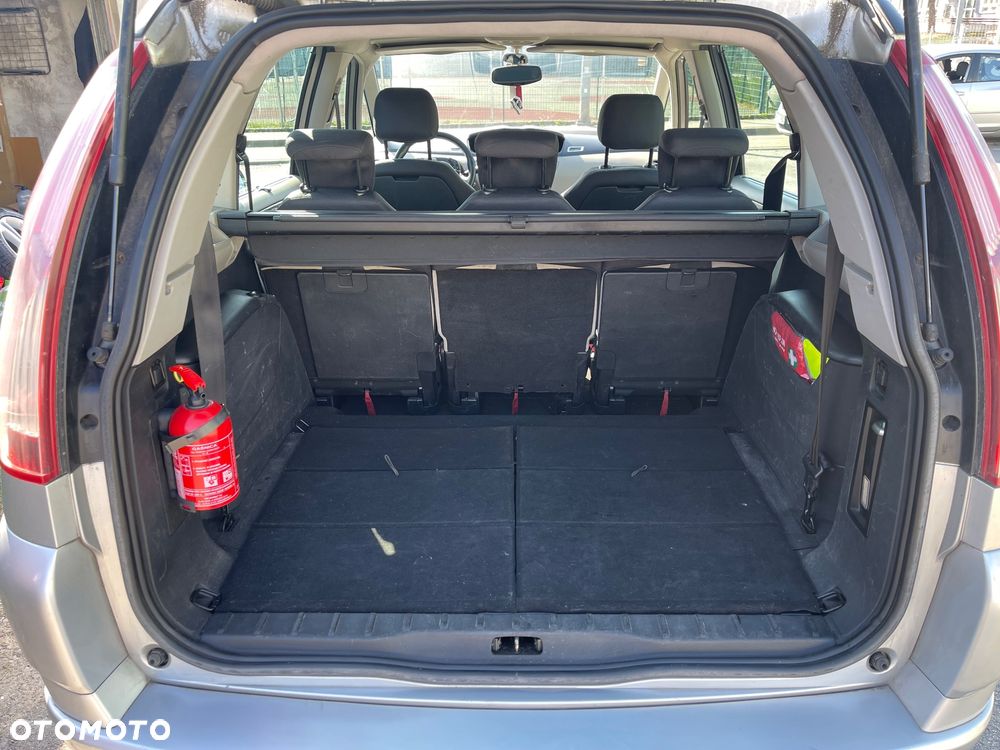Citroën C4 Grand Picasso - 13