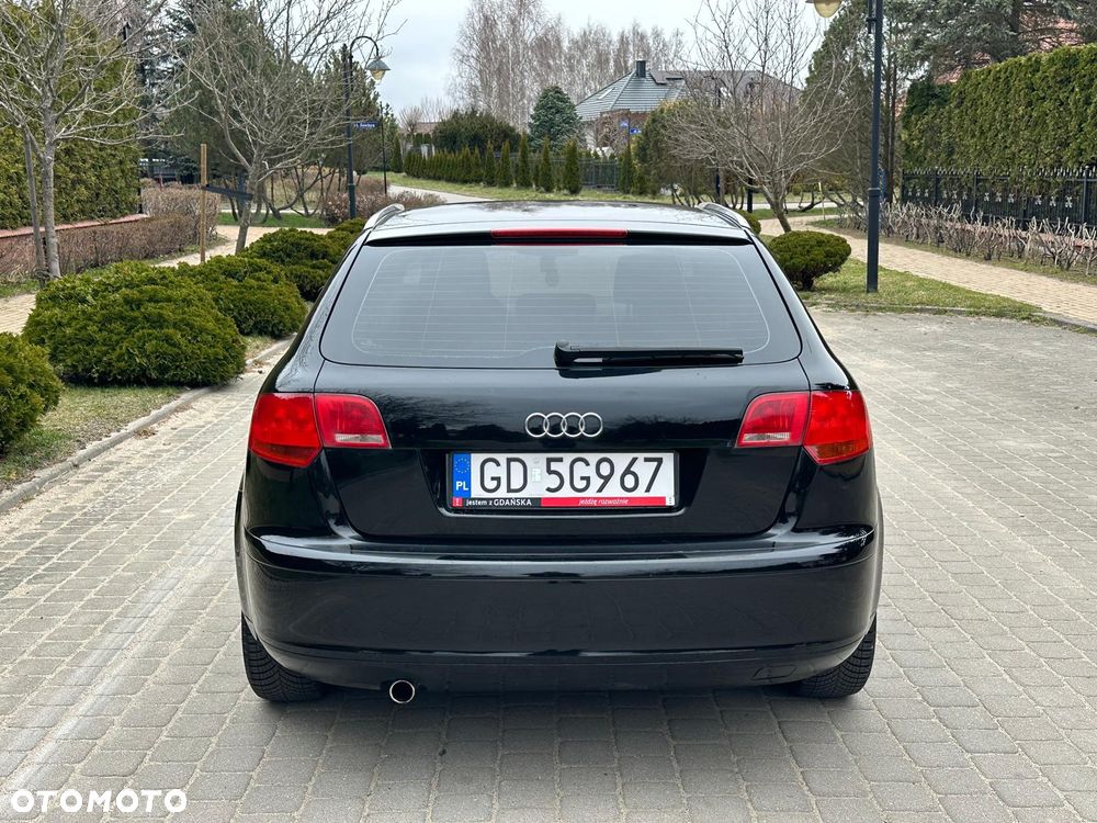 Audi A3 Sportback 1.6 Ambiente - 5