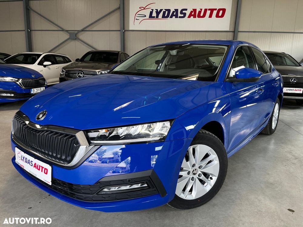 Skoda Octavia 2.0 TDI DSG Ambition - 1
