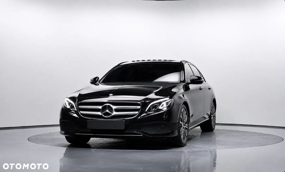 Mercedes-Benz Klasa E - 2