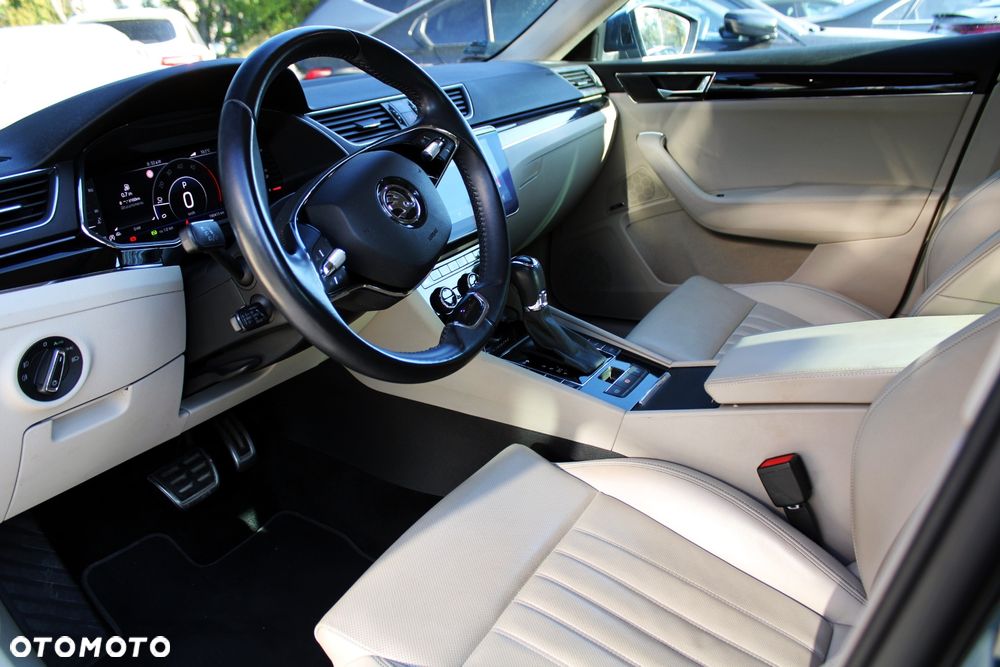 Skoda Superb 2.0 TDI SCR L&K DSG - 11