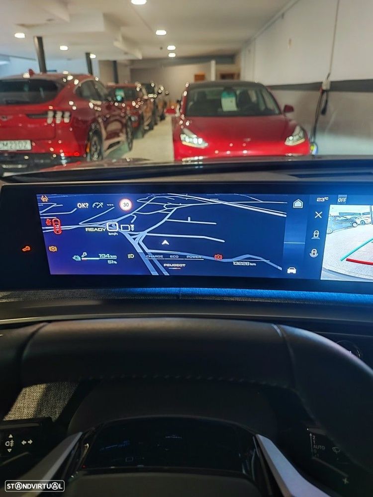 Peugeot E-3008 73 kWh Allure - 13