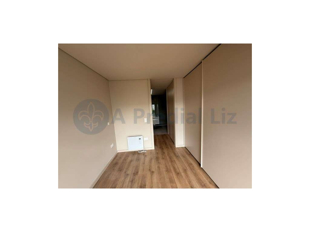 Apartamento T1- junto à Rotunda da Boavista / Casa da Musica - Grande imagem: 4/15