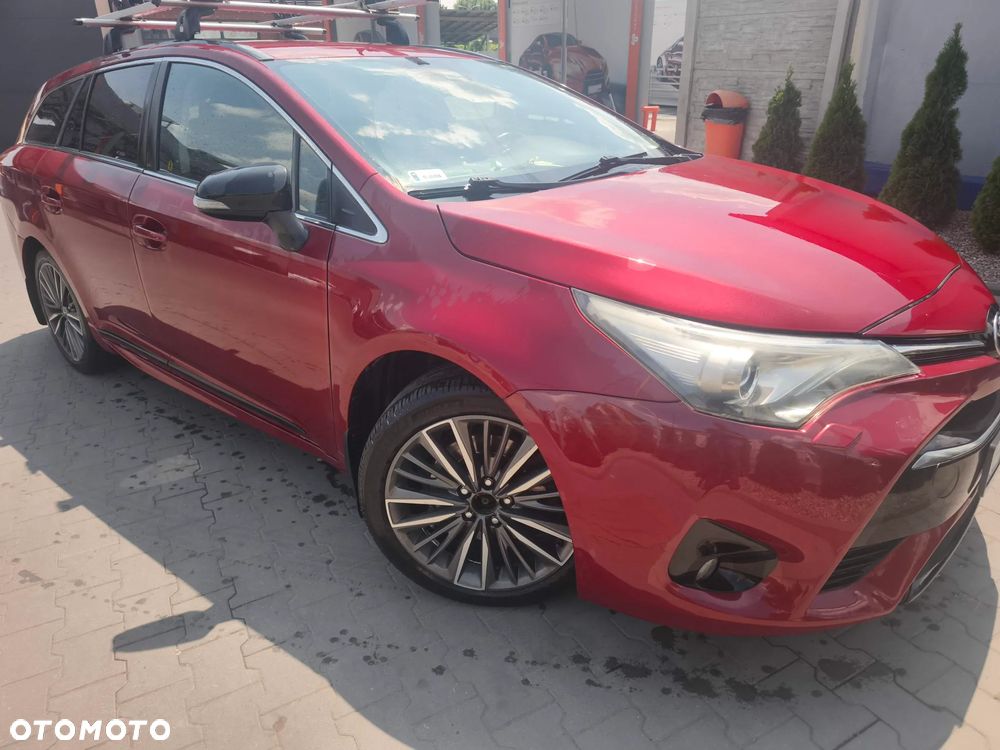 Toyota Avensis 2.0 D-4D Selection - 2