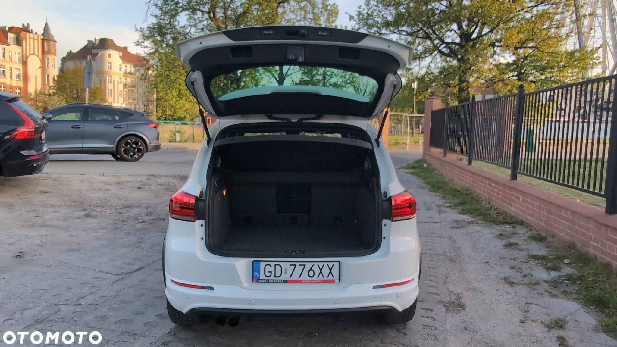 Volkswagen Tiguan 1.4 TSI Sport&Style DSG - 13