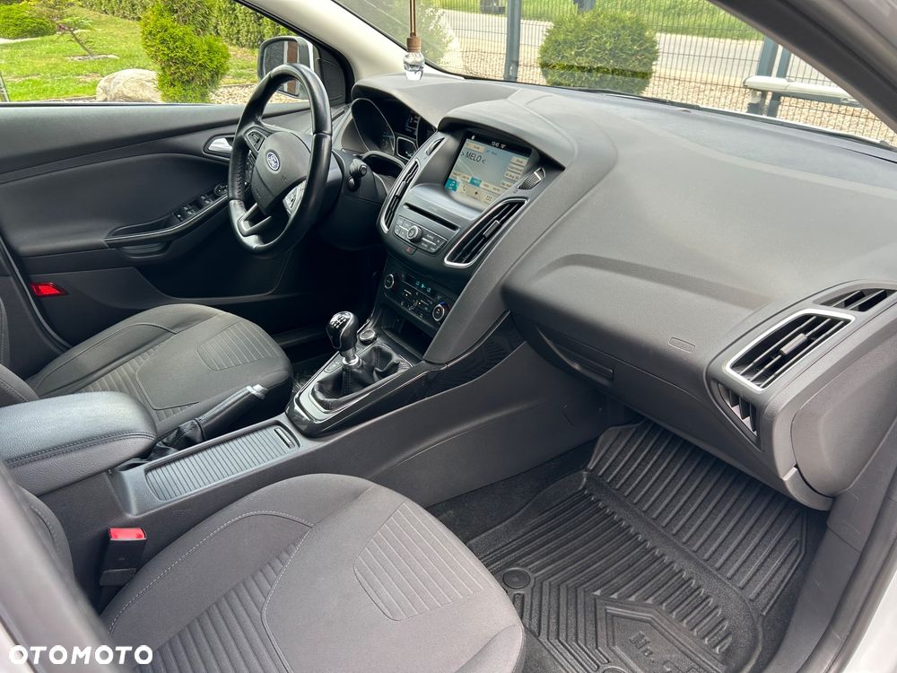 Ford Focus 1.5 TDCi Titanium - 17