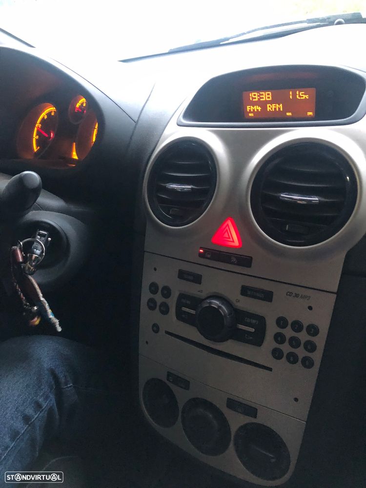 Opel Corsa 1.2 inTouch Easytronic - 6