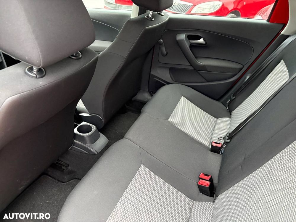 Volkswagen Polo 1.6 TDI CR DPF Highline - 9