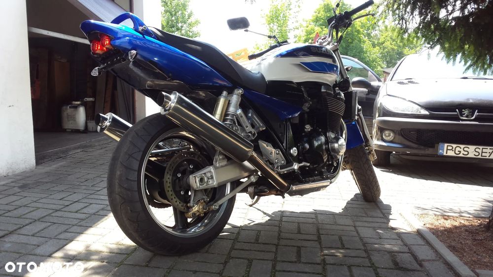 Suzuki GSX - 3