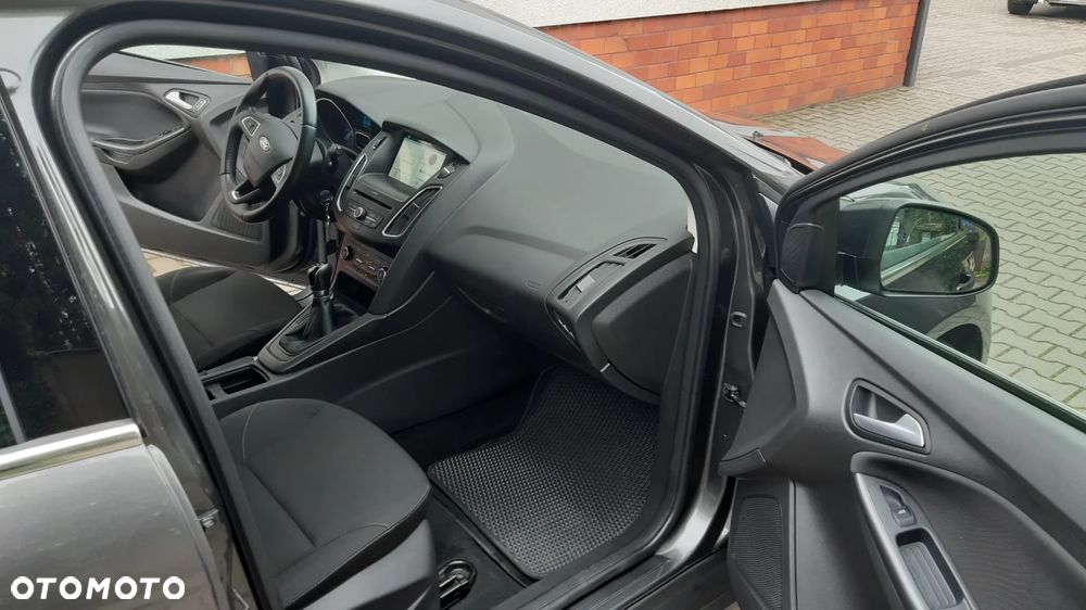 Ford Focus 1.6 Gold X - 6