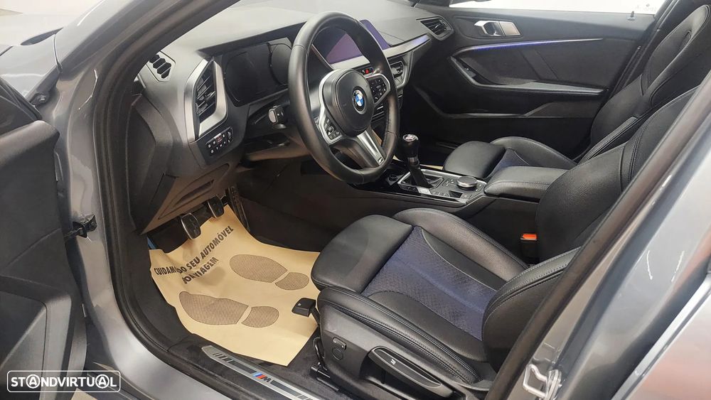 BMW 116 d Pack Desportivo M - 14