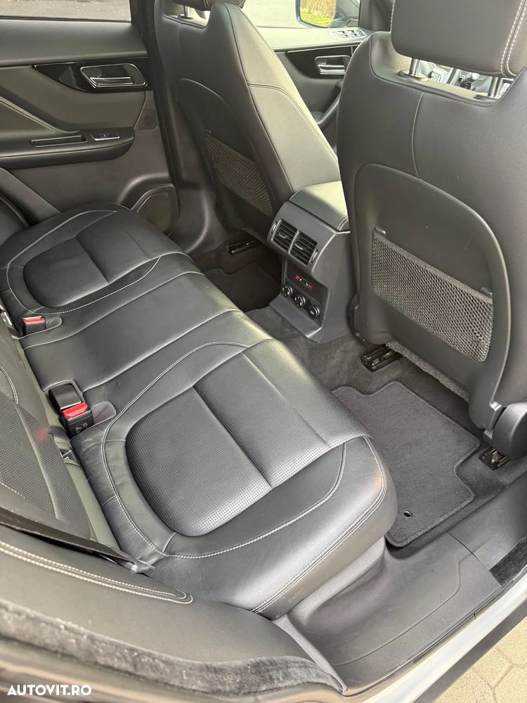 Jaguar F-Pace 20d Aut. R-Sport - 15