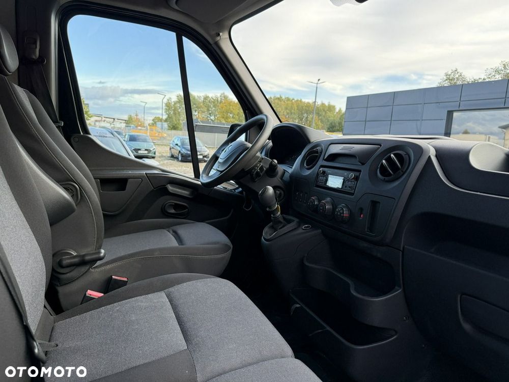Renault Master - 24