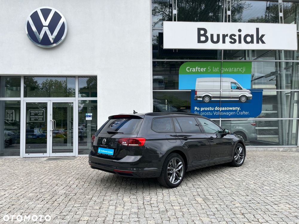 Volkswagen Passat 1.5 TSI EVO Essence DSG - 4