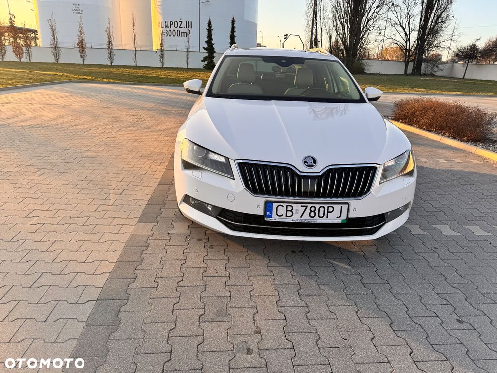 Skoda Superb 2.0 TDI Style DSG7 - 14