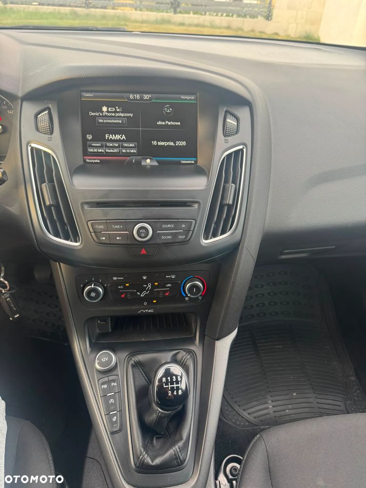Ford Focus 1.0 EcoBoost Titanium - 15