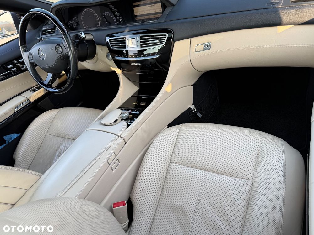 Mercedes-Benz CL 500 4Matic 7G-TRONIC - 21