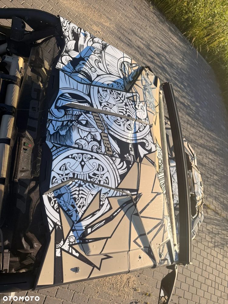 Can-Am Maverick - 14