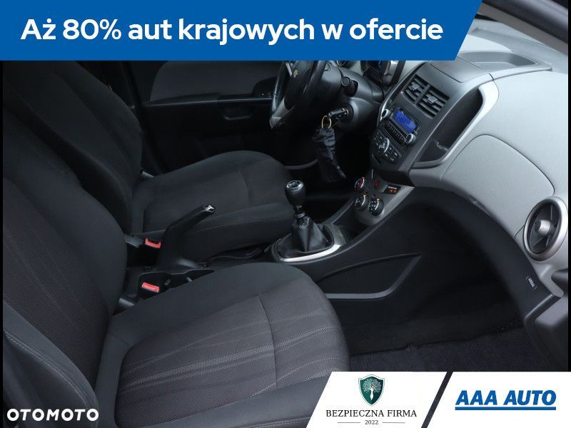 Chevrolet Aveo - 11