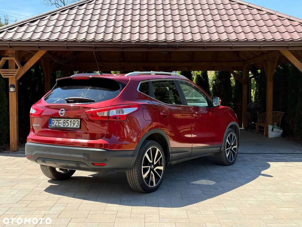 Nissan Qashqai 1.6 DCi ALL-MODE 4x4i TEKNA - 4