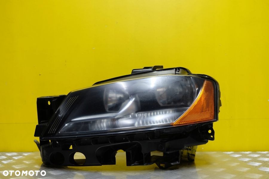 AUDI A3 S3 8P 2009- REFLEKTOR LAMPA ZWYKŁA L USA - 1