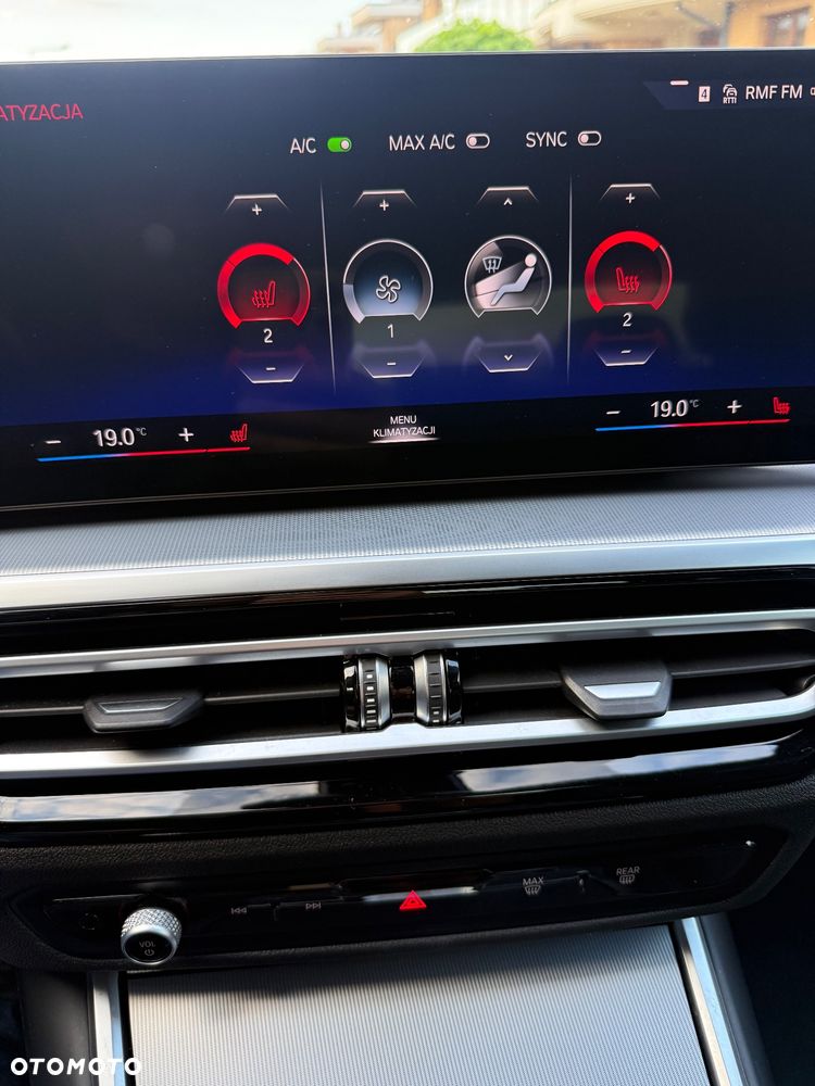 BMW Seria 3 320d xDrive M Sport sport - 38