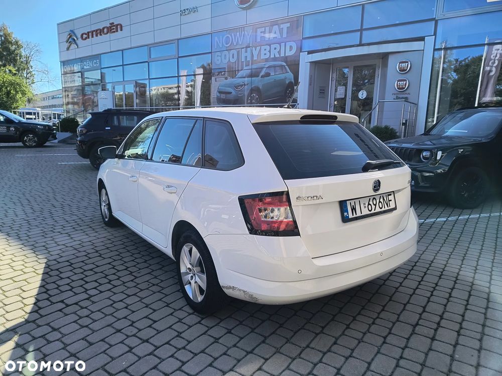 Skoda Fabia 1.0 Style - 4