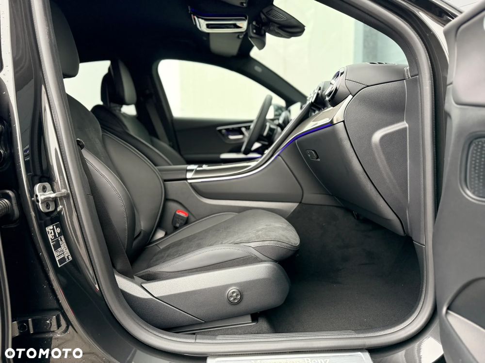 Mercedes-Benz GLC - 19