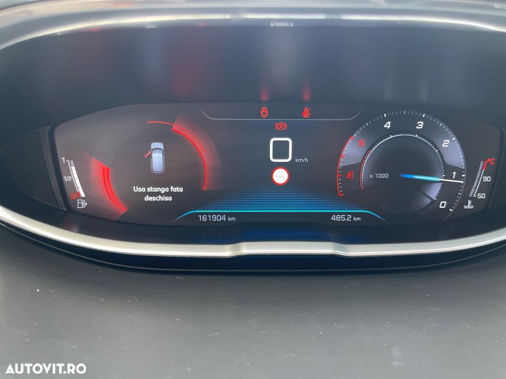 Peugeot 3008 1.6 BlueHDI S&S Allure - 8