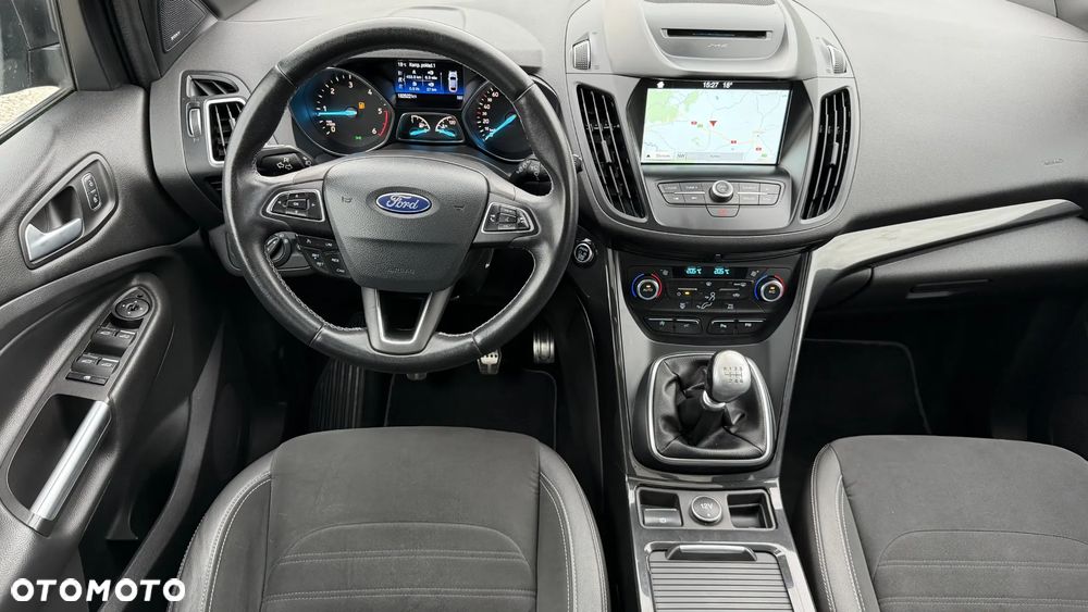 Ford Kuga 2.0 TDCi 2x4 ST-Line - 18