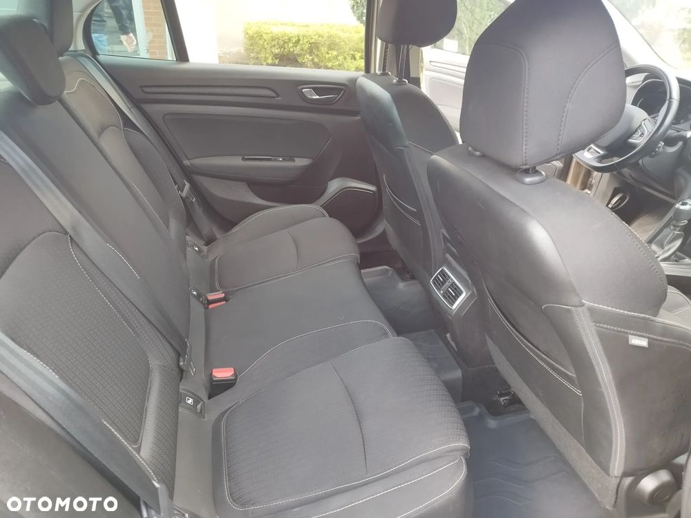 Renault Megane 1.5 dCi Zen - 8